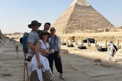 Giza Pyramids, Mummy Museum And Bazaar