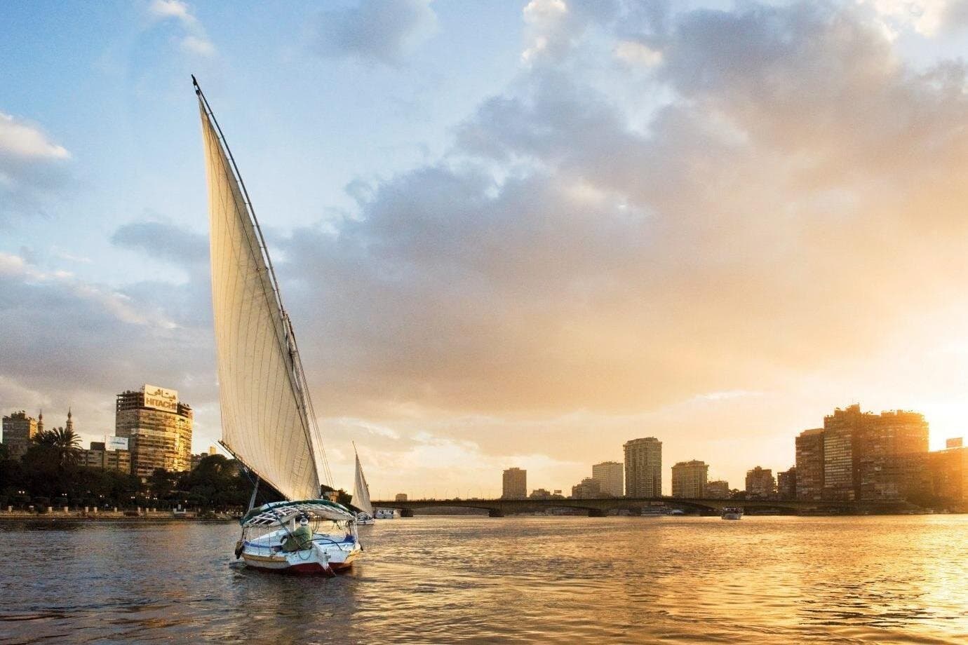 Luxury Nile Felucca Ride with Lunch in Cairo(Private)