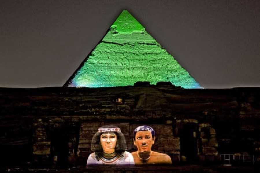 3-Hour Rooftop Dinner with Pyramid View and Show in Cairo