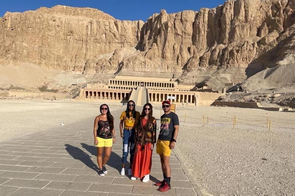 private tour to west bank of luxor and lunch