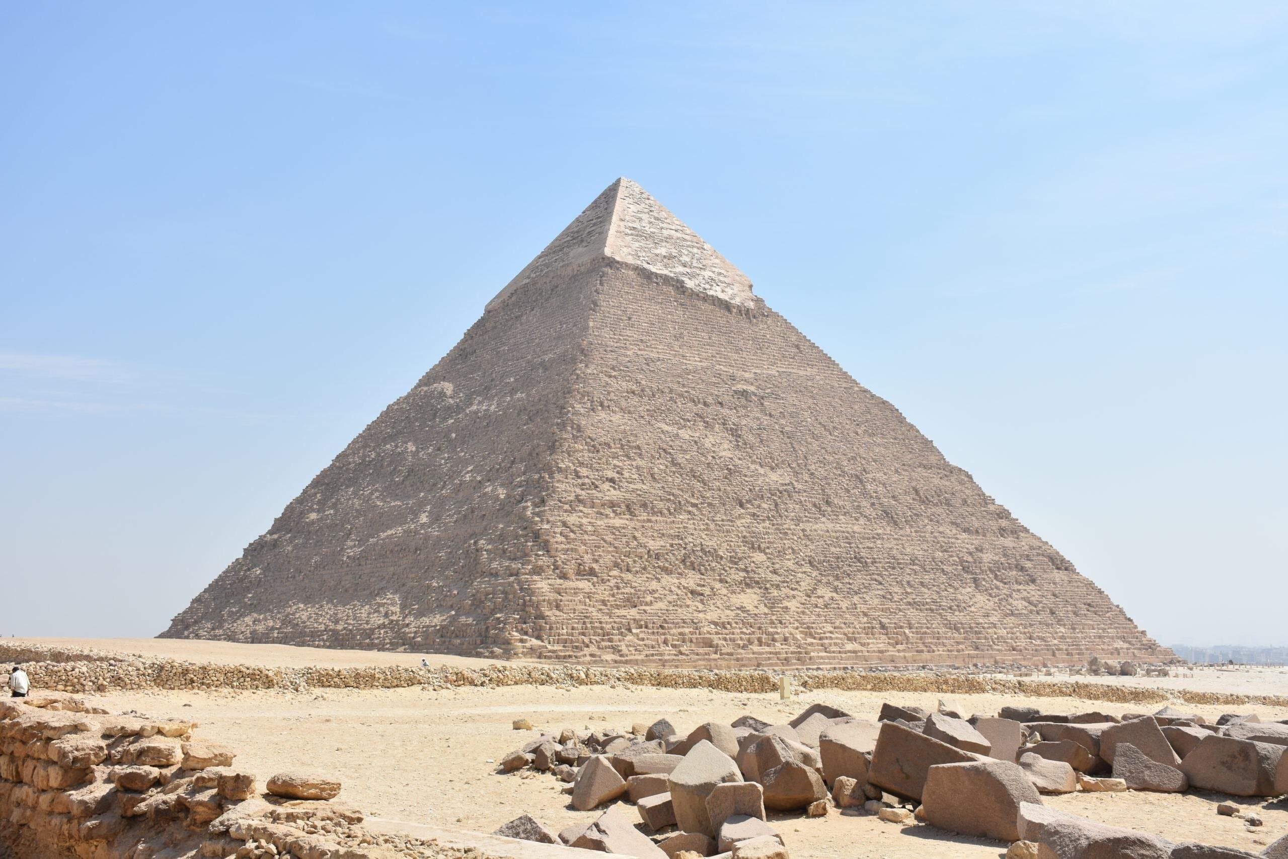 Private Tours to Pyramids East and West Nile Banks Abu Simbel