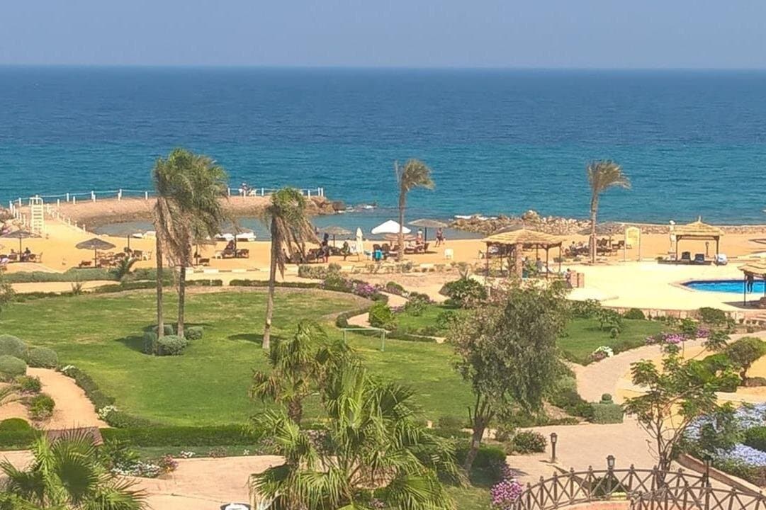 Full Day Private Tour to Ain Sokhna Red Sea from Cairo and Giza