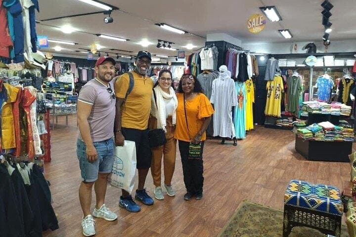 VIP Shopping Private Tour Papyrus Perfume Bazaars and Cotton