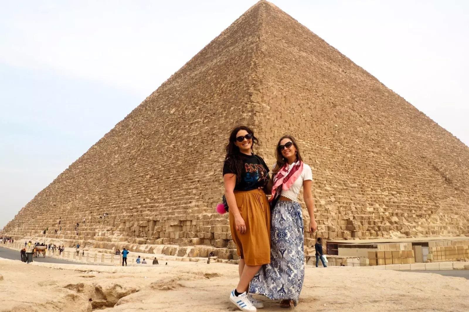 Cairo Stopover tour from Cairo Airport to Giza Pyramids & museum