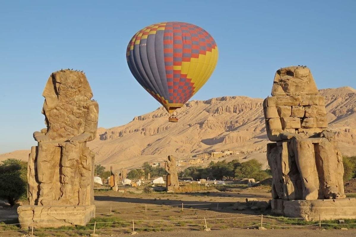 10 Days Private Tour from Cairo to Nile Cruise and White Desert