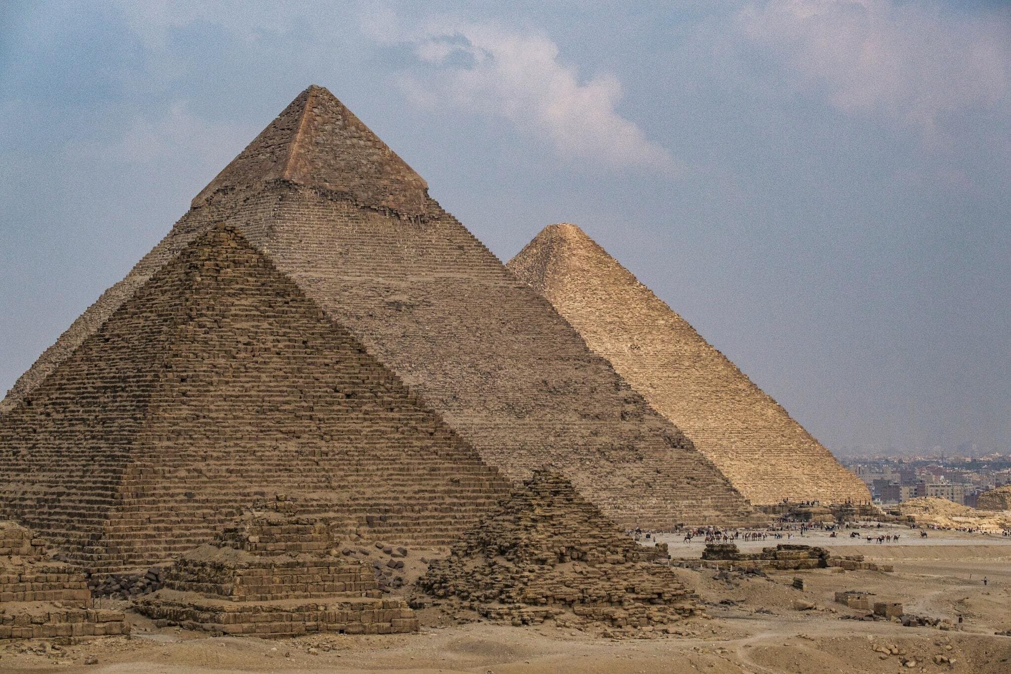 Trip to Pyramids of Giza, Memphis City with Pick-Up and Drop-Off