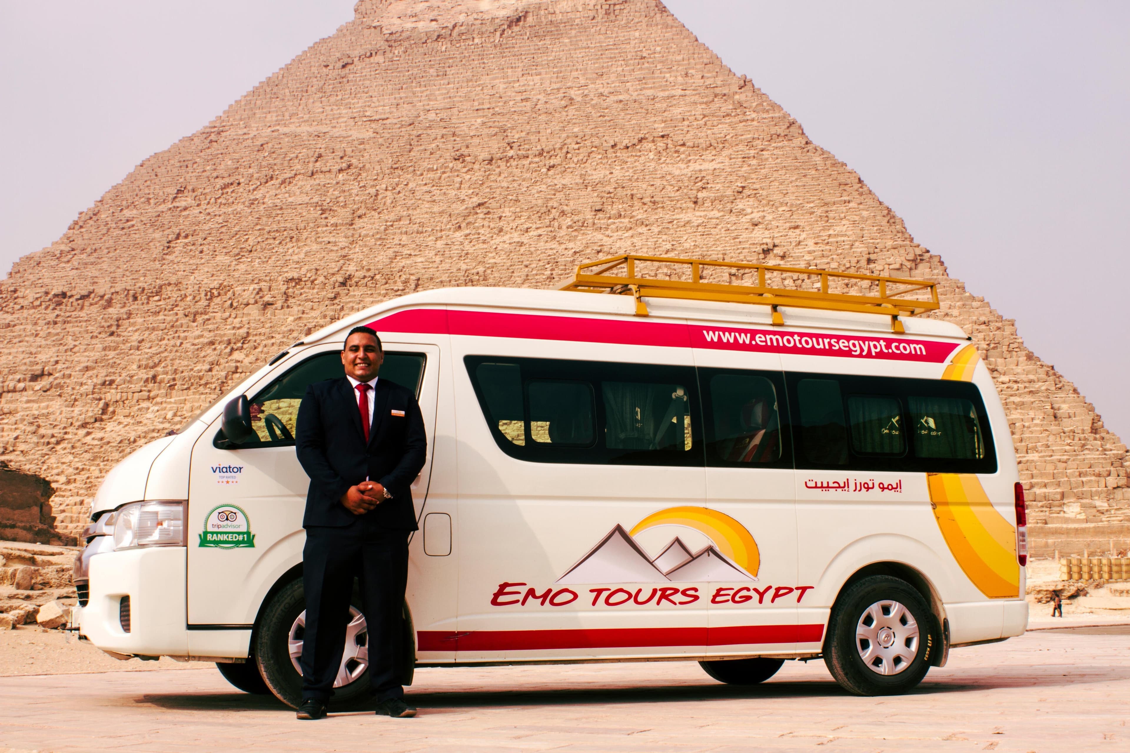 Private Transfer From Pyramids Area To Cairo Airport