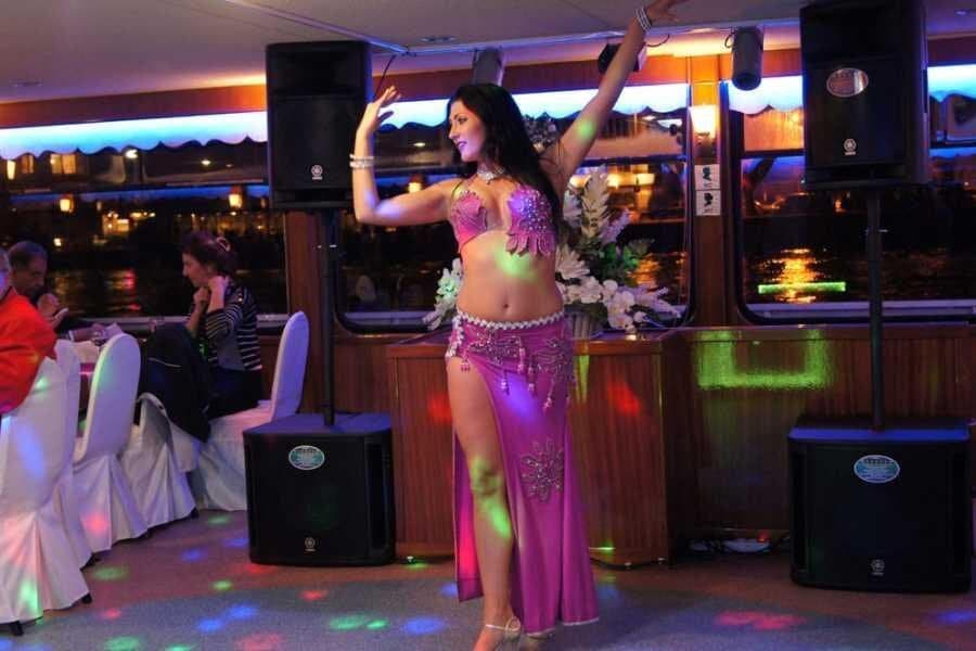 Nile Dinner Cruise in Cairo with Belly Dancing