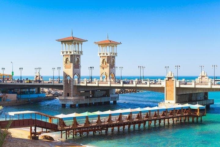 Alexandria Day Tour – Explore the City's Top Attractions!