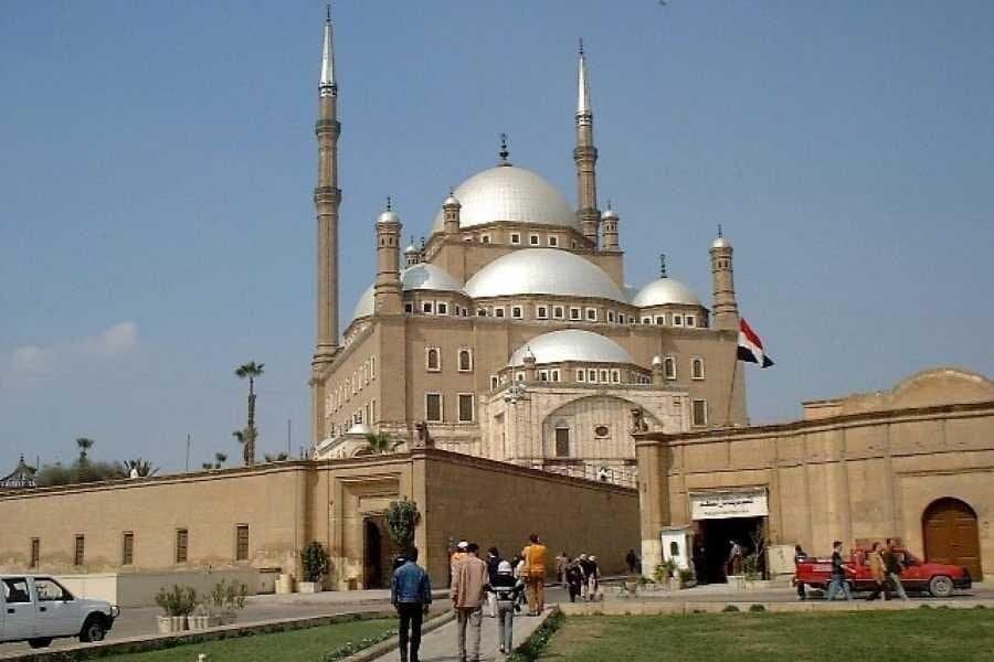 2 Days in Cairo To Important Archaeological Cities