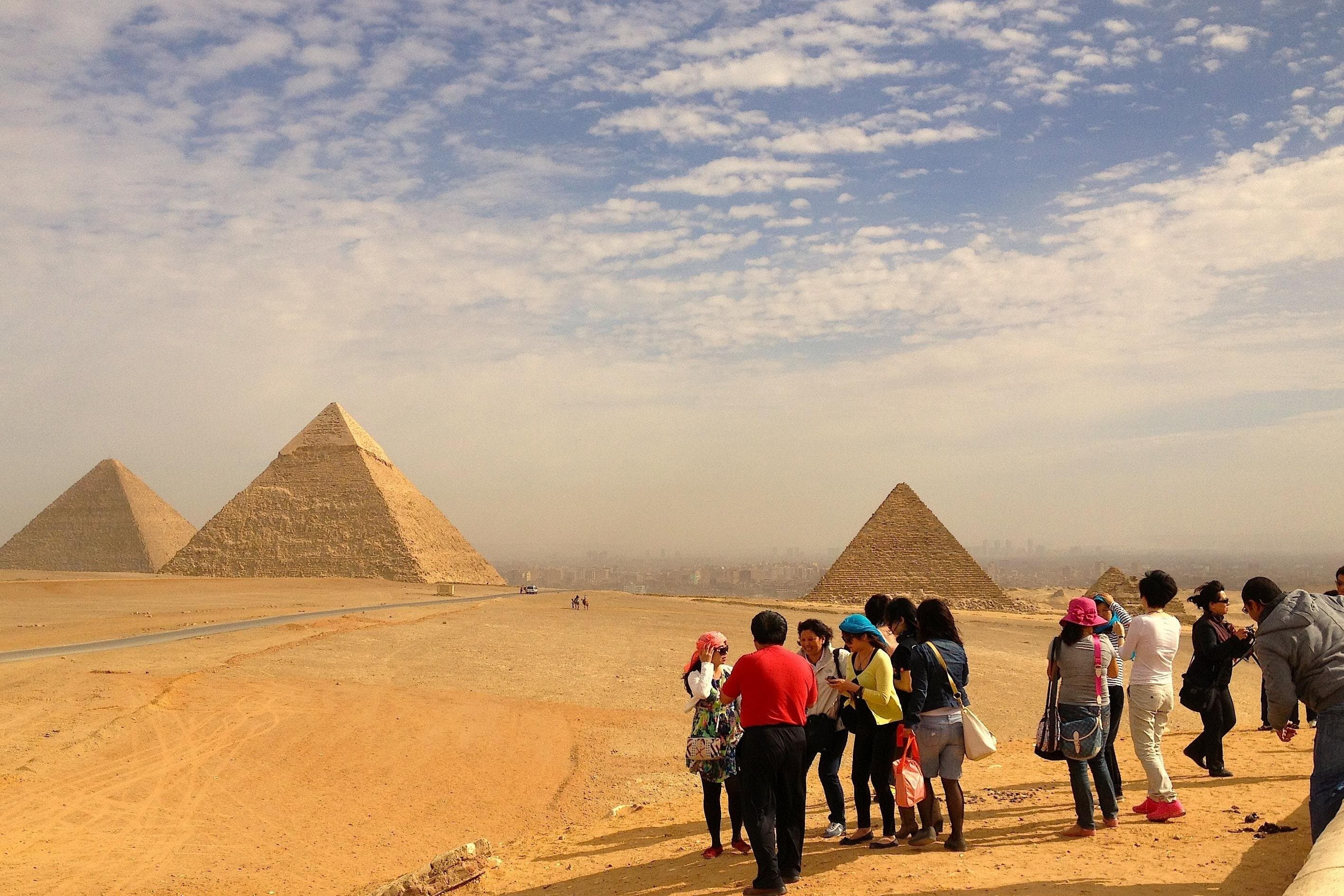 Private Guided Tour to Giza Pyramids & Sphinx - Transfers and Tickets Included
