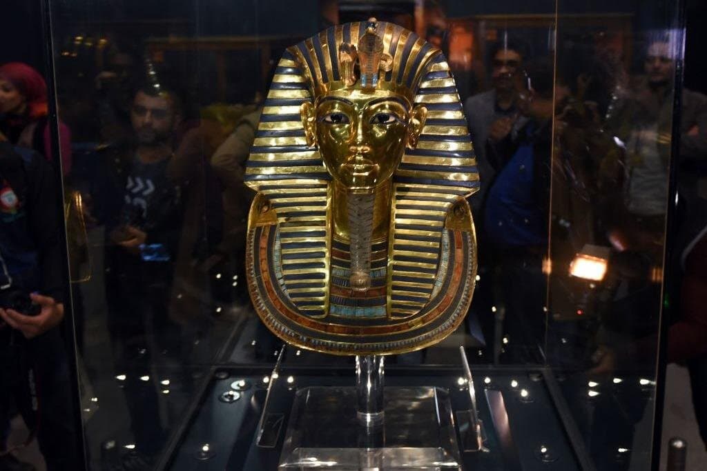 2-Day Ancient Egypt and Old Cairo Highlights Tour with Free Airport Transfers