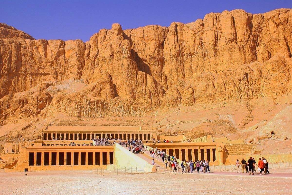 Private Full Day Tour: West Bank–Valley of Kings &Karnak Temple