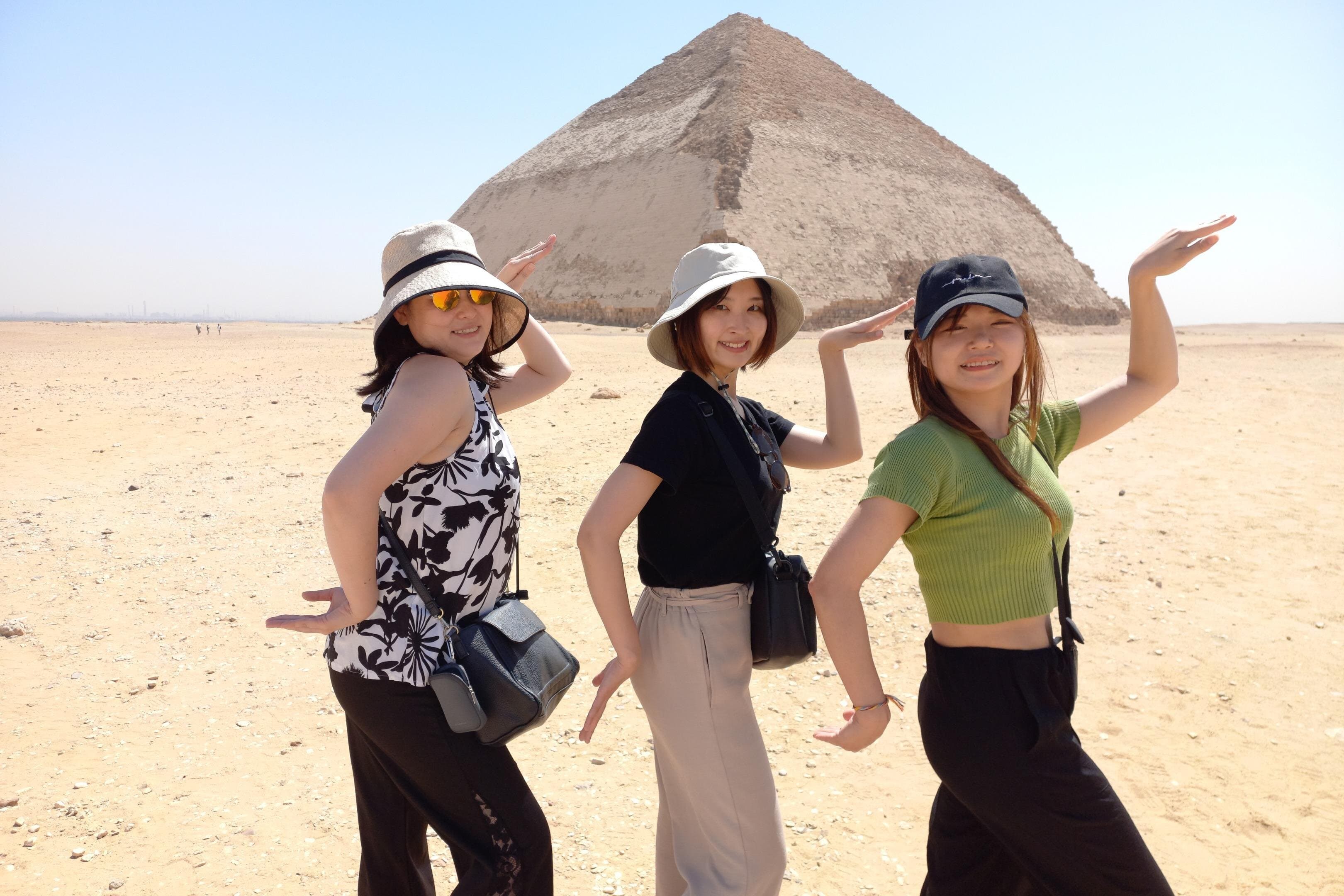 Half-Day Private Tour of Sakkara, Memphis, and Dahshur with Lunch