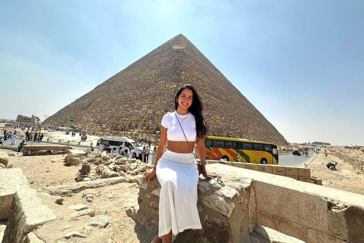 Best Private Day Tour to Giza Pyramids, Saqqara and Dahshur