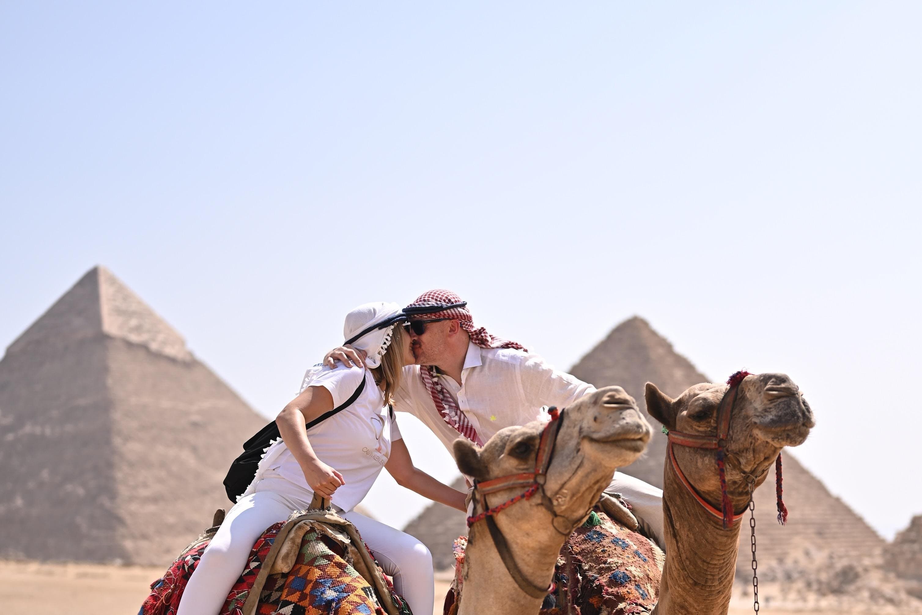 Full Day Tour in Pyramids of Giza Sphinx Saqqara and Memphis