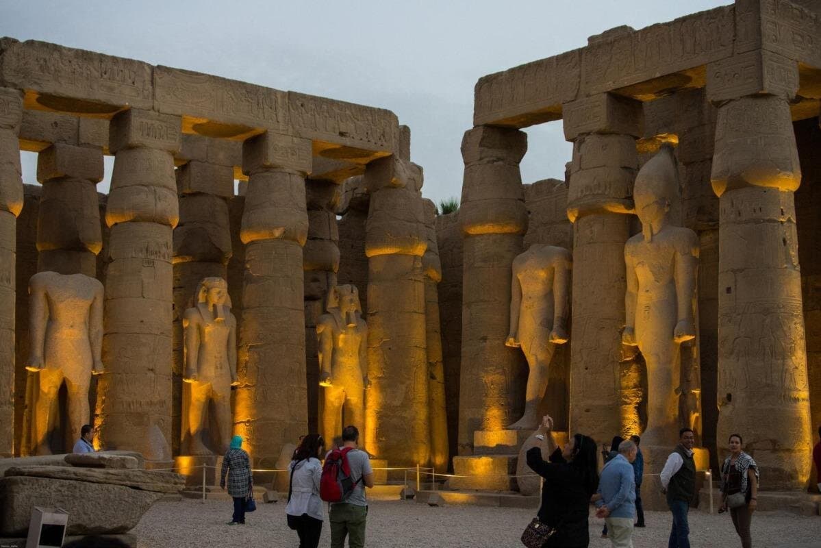 Private Tour Treasures of Luxor East & West Bank With King Tut Tomb & Lunch