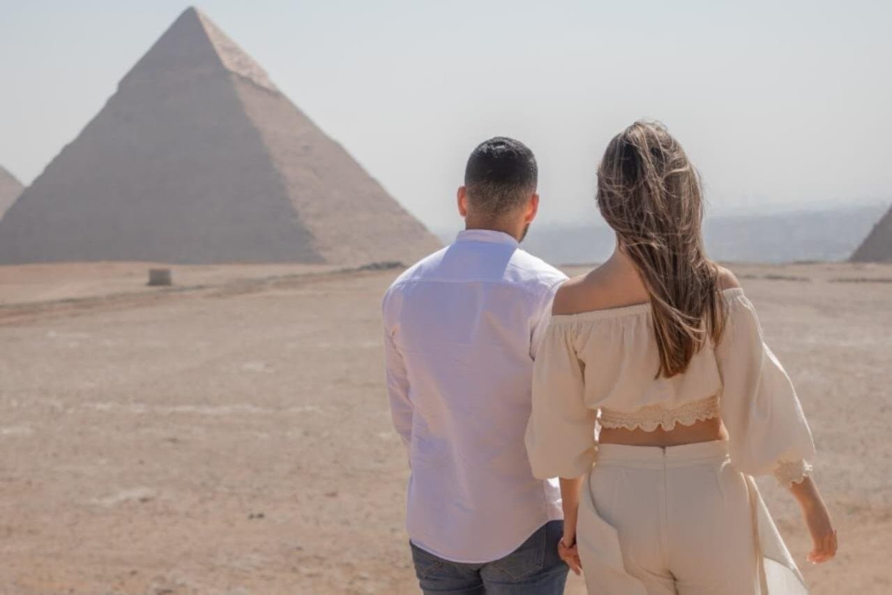 private tour to Pyramids & Egyptian Museum