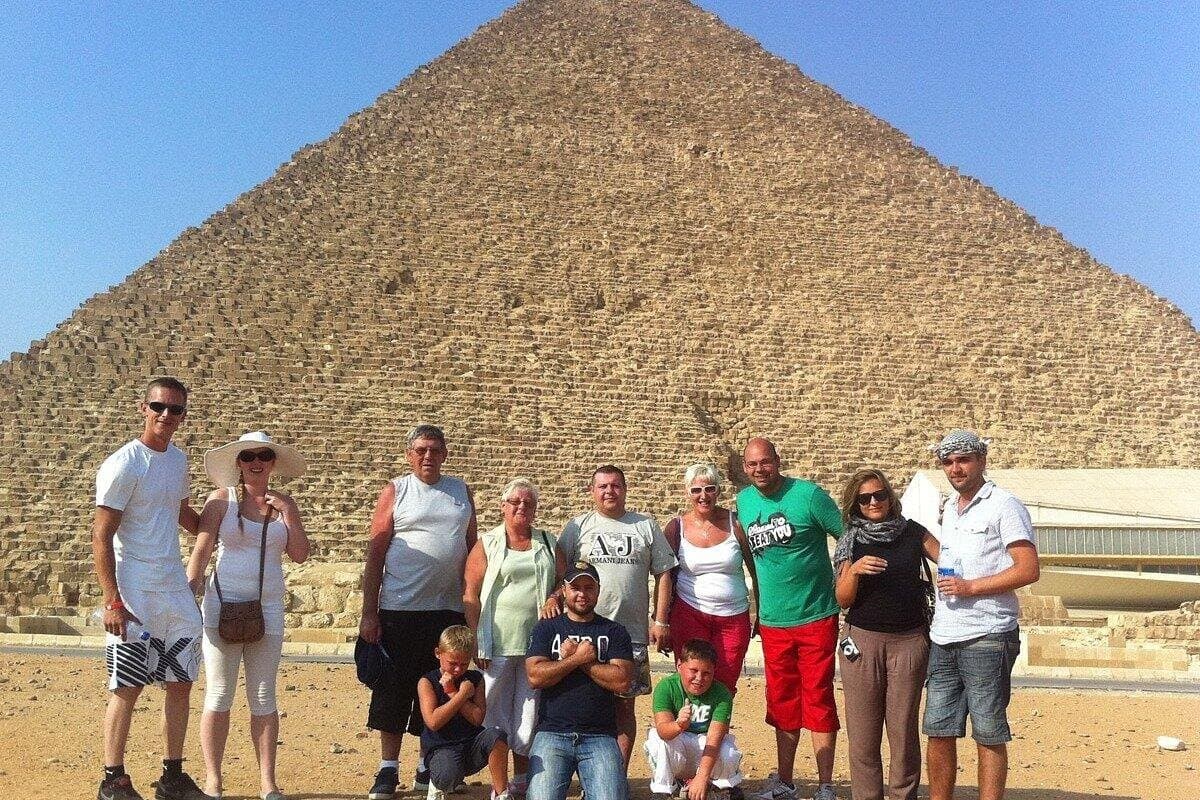 Visit Cairo, Giza, and Alexandria on a 3-Day Private Tour