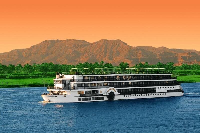 Nile Cruise from Aswan to Luxor (4 days / 3 nights)