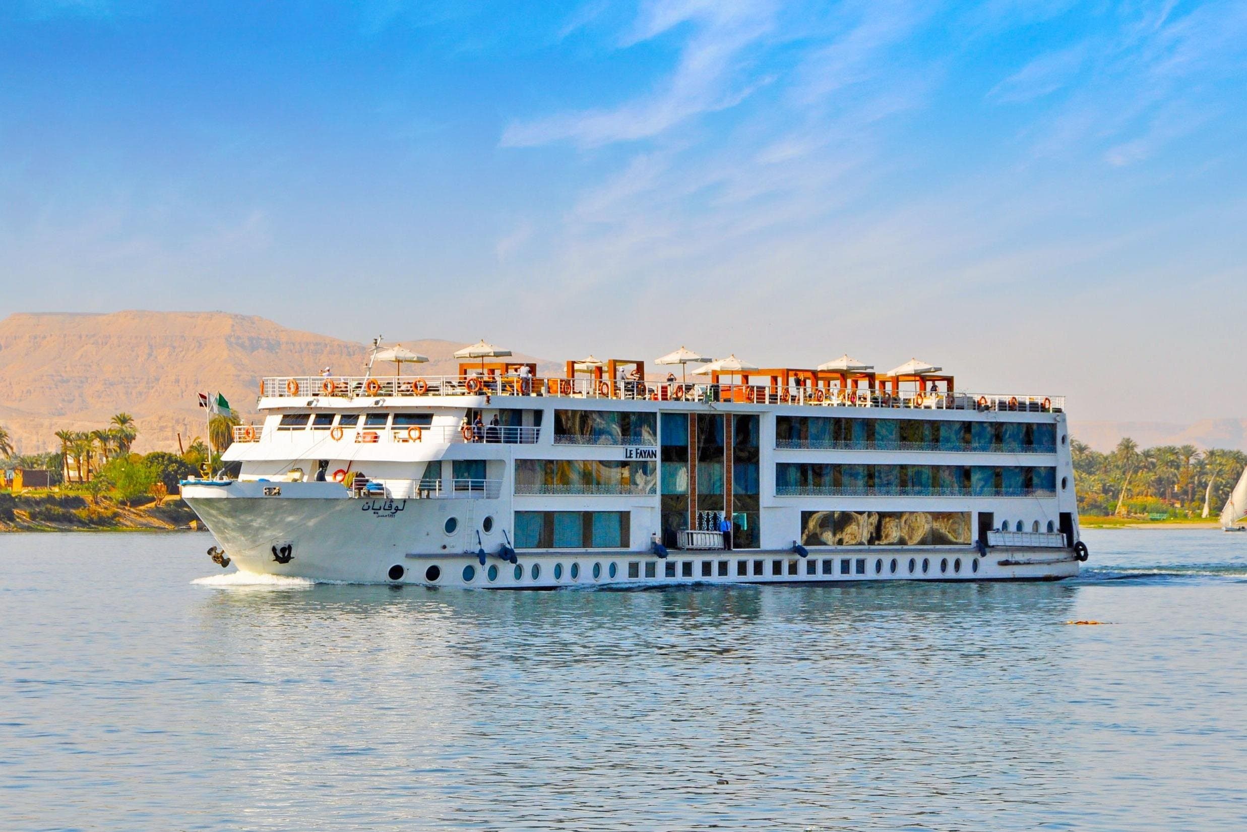 Luxury 5 Days Nile River Cruise from Luxor to Aswan with Guide