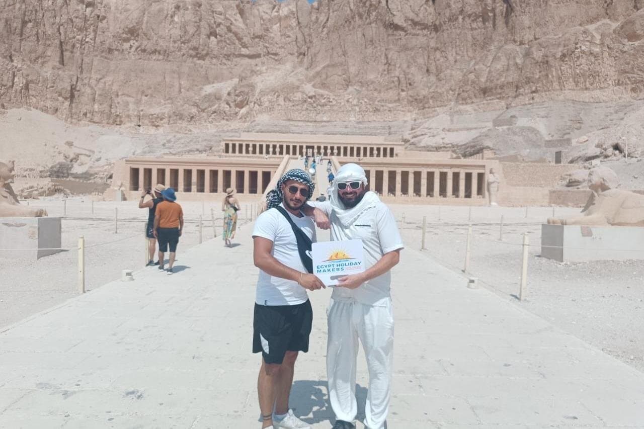 Private Luxury Tour to East and West Banks of Luxor.