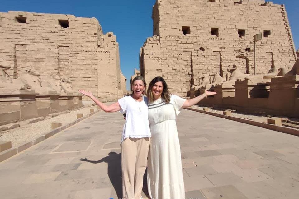 Private Full-Day Tour East and West Bank of Nile with Lunch