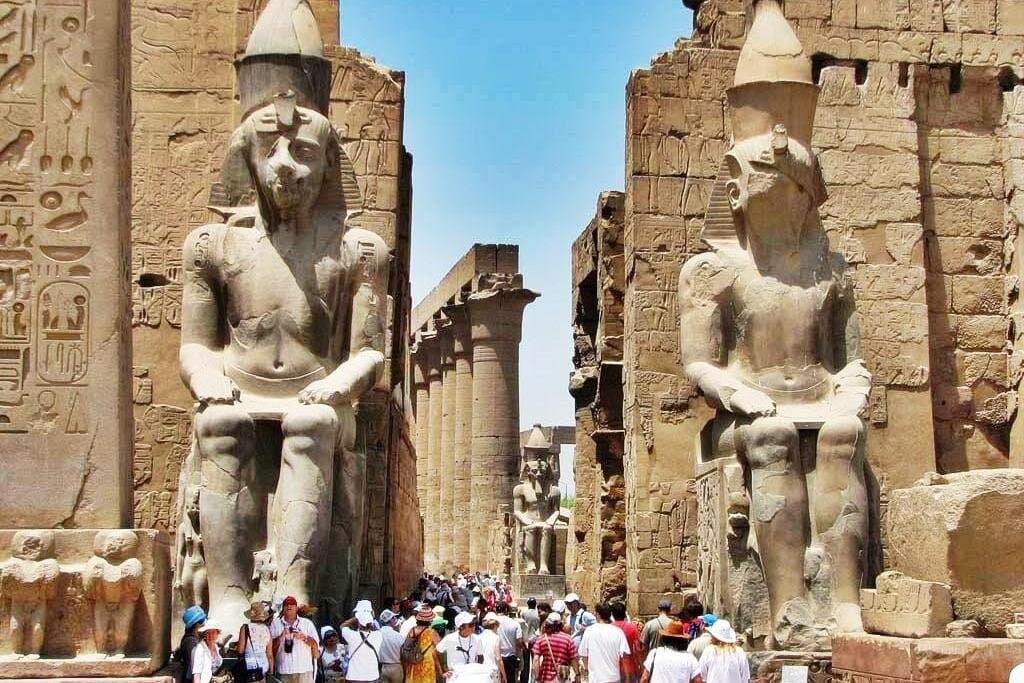 Hurghada to Luxor daytour Kings Valley, Hatshepsut, Karnak Temple