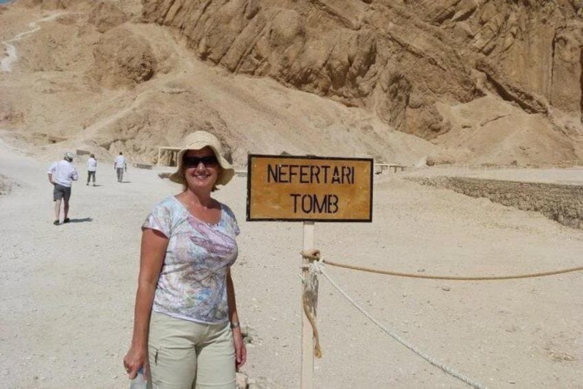Private day tour to valley of the queen, Hatsheput temple and valley of the king