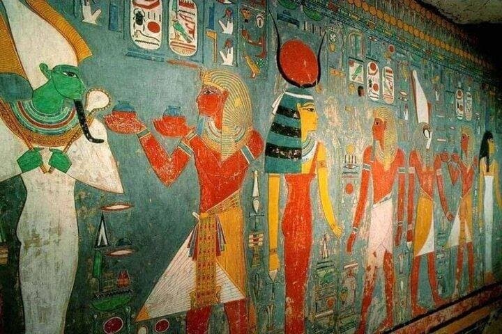 2-Day Luxor to Abu Simbel: Edfu, Kom Ombo & Aswan Tour