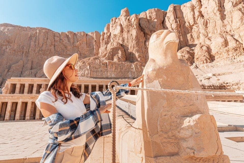 Guided Temple of Luxor Tour with Sunset