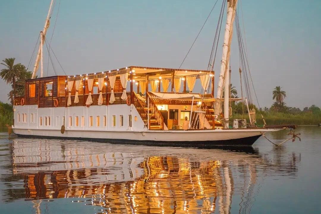 5 Day Luxury Dahabiya Nile Cruise Luxor to Aswan Guided Tours
