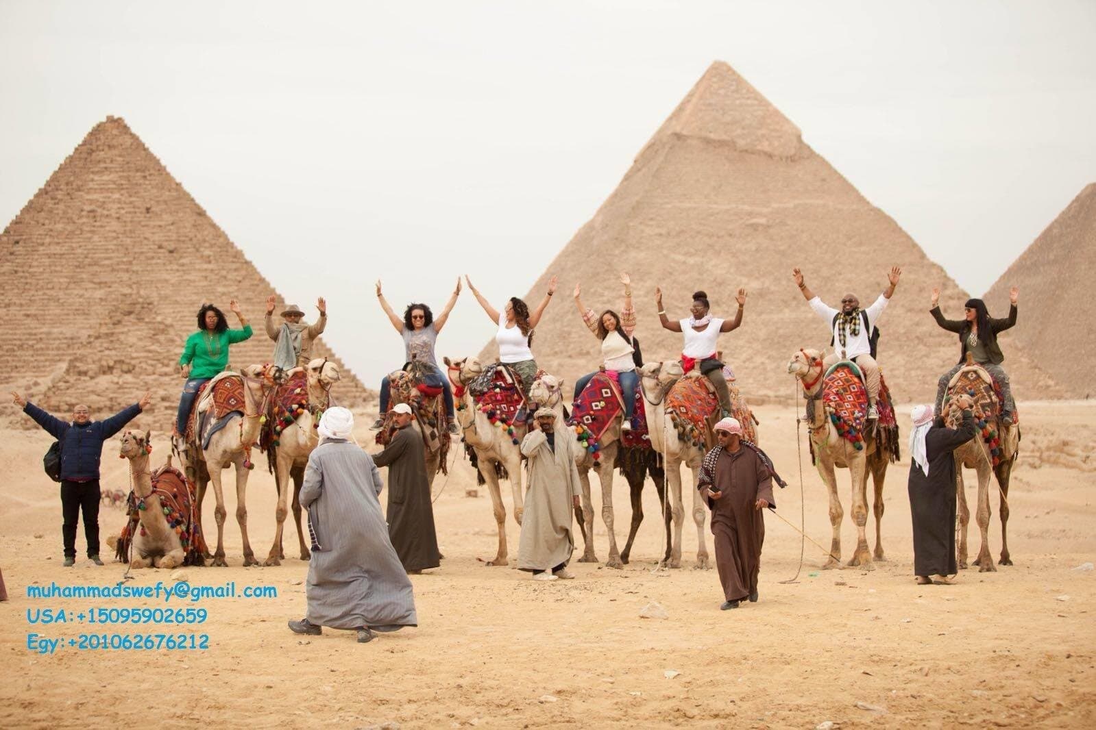 Private Full Day Tour to Giza Pyramids, Sphinx, Coptic Cairo and Islamic Cairo