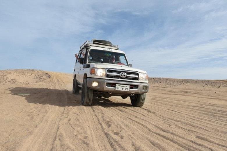 Super Safari Jeep, Sunset, Dinner, Camel & Show : Marsa Allam
