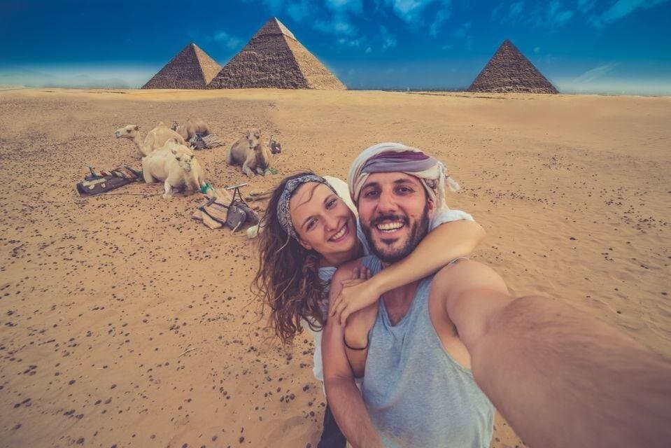 Discover Cairo from Hurghada: Mini Group Day Excursion