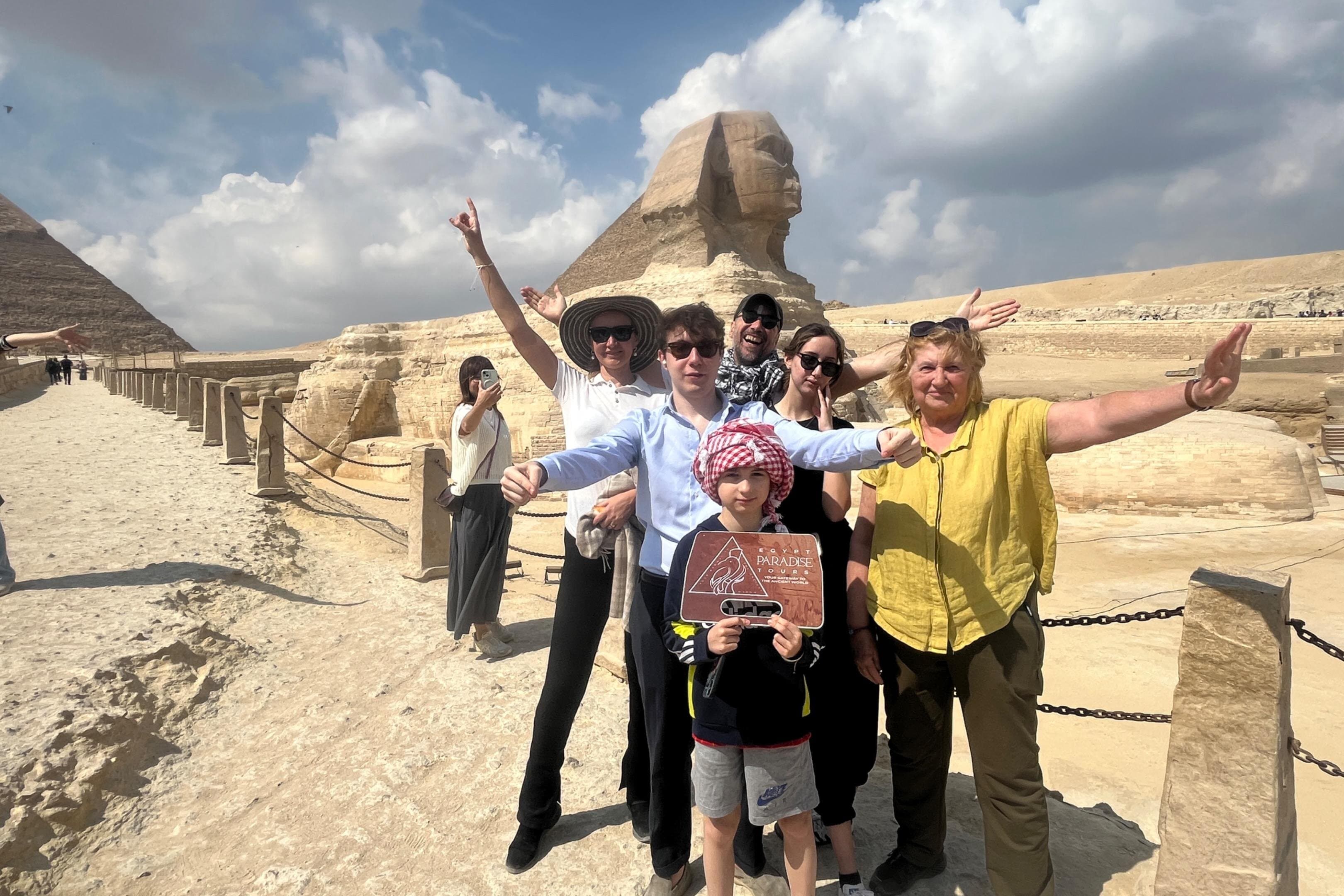 Private Tour to Giza Pyramids and GEM from Alexandria Port