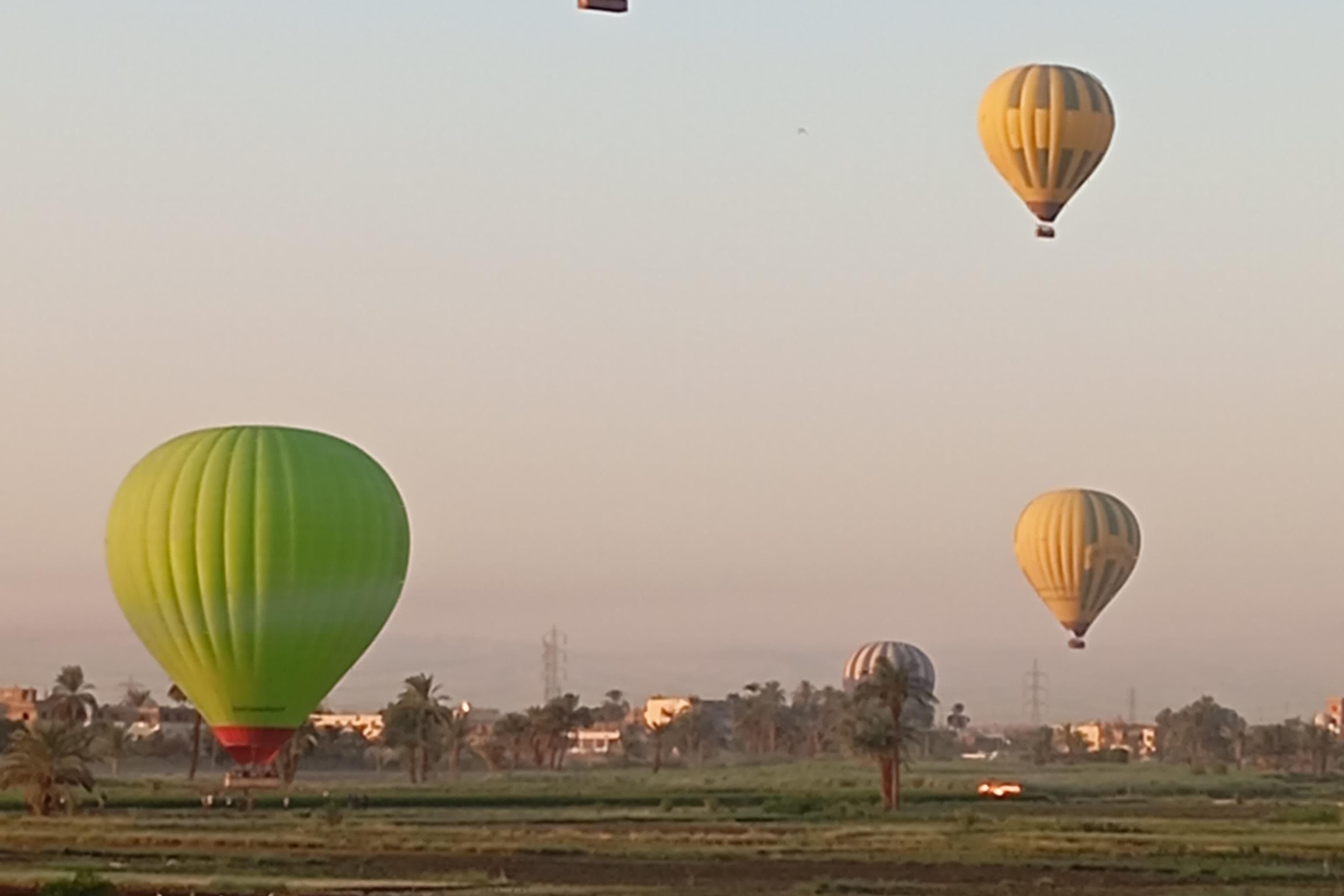 Luxor Hot Air Balloon & East & West Bank Full-Day Tour with Lunch