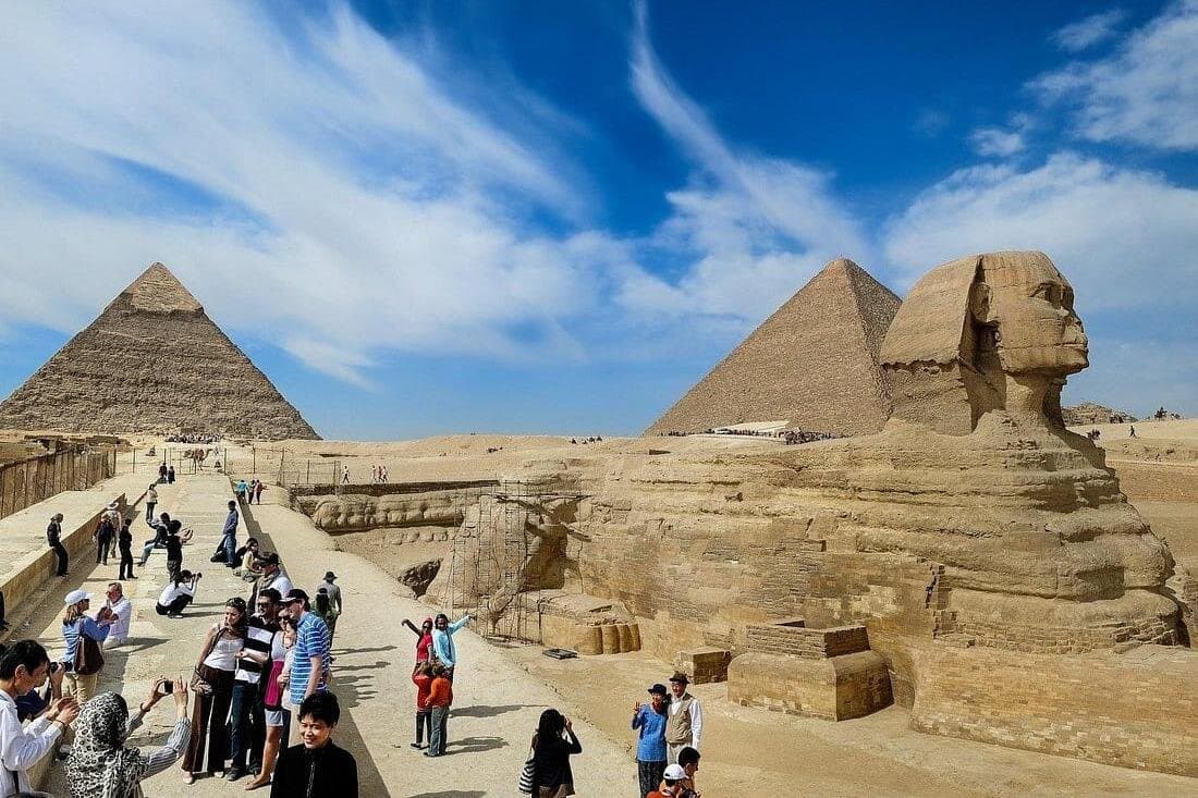 8-hours tour Giza pyramids,Egyptian museum From Cairo Giza hotels