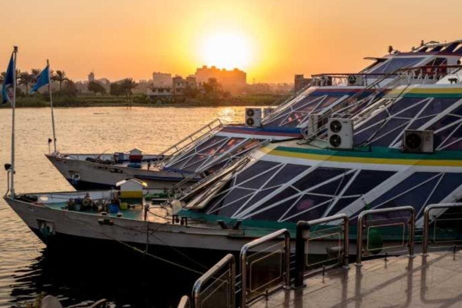 Cairo Nile Dinner Cruise and Belly Dance Show - Private