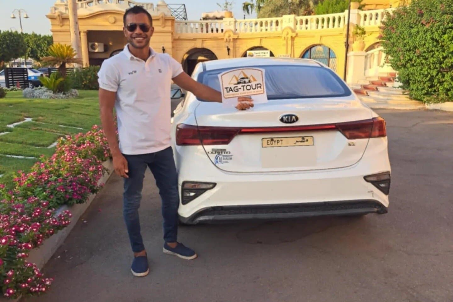 Private Transfer:Luxor to Marsa Alam or Vice Versa (Door-to-Door)