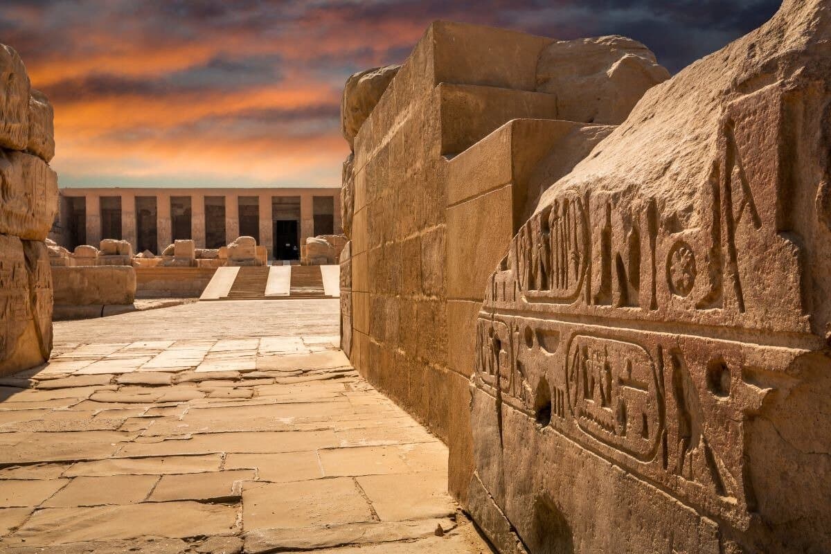 From Luxor : Private Day Tour To Dendera Temple and Abydos Temple
