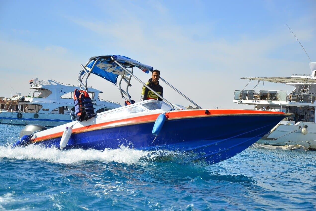 Hurghada-Private Speedboat Dolphin House Snorkeling & Watersports