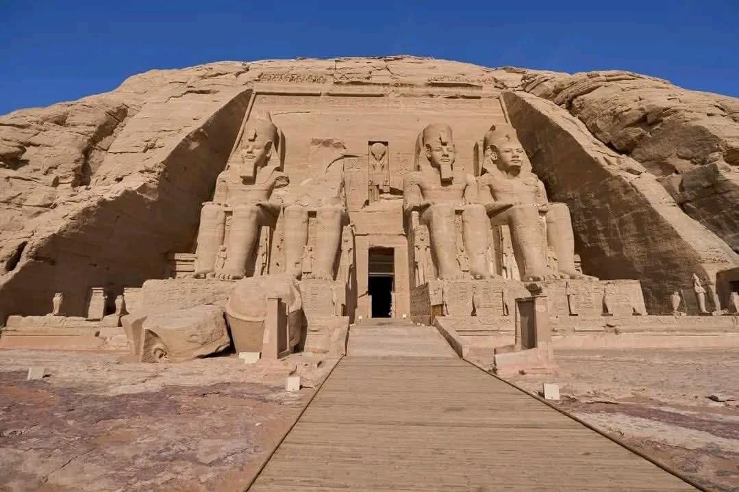 Private Luxor to Aswan Overnight Tour And Optional Abu Simbel