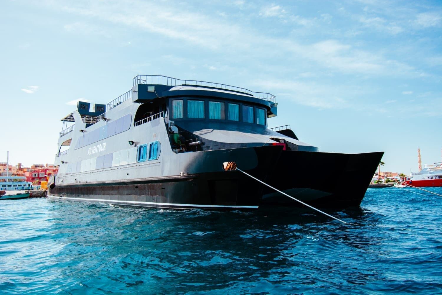 Luxury Catamaran Semi-Submarine, Island & Snorkeling - Hurghada