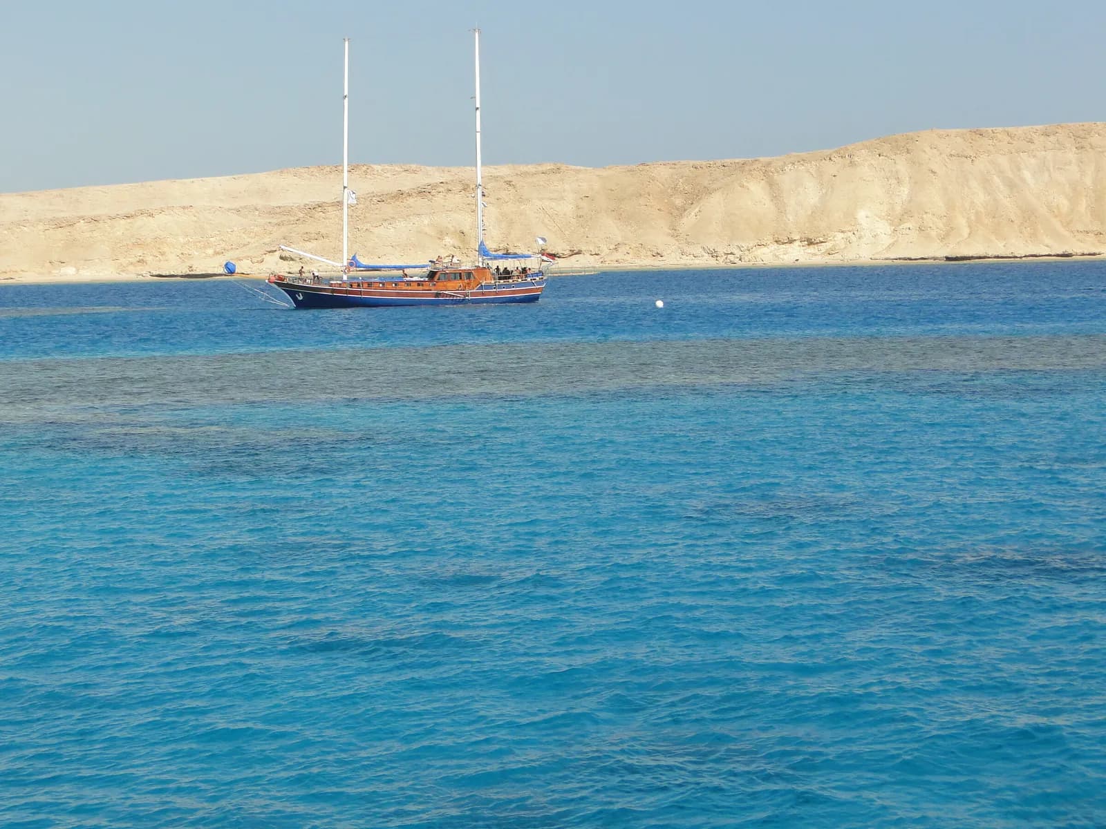 Sharm: Tiran Island Cruise with Diving, Snorkeling & Lunch
