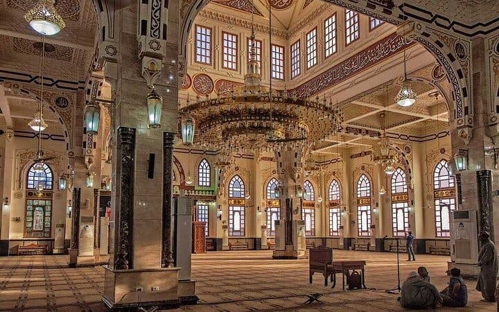 Premium City Tour: Mosque, Marina, Papyrus & Handicraft - Hurghada