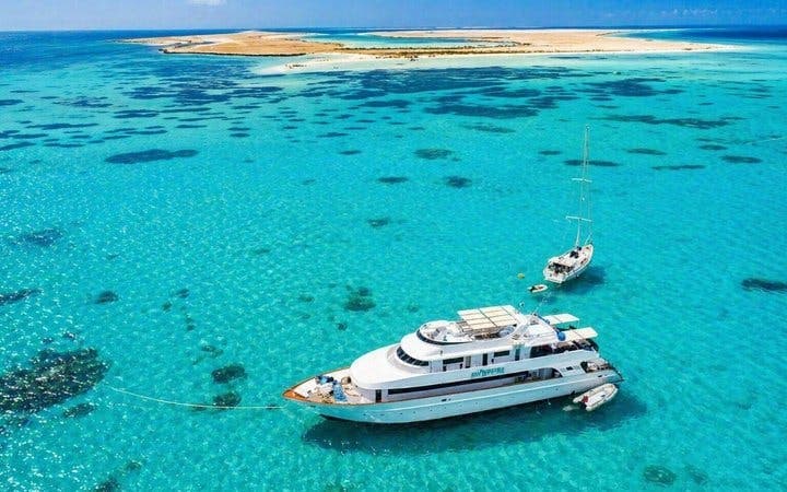White Island & Ras Mohammed Boat Trip with Diving And Snorke