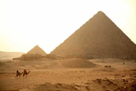 Hurghada: Cairo Highlights Day Tour with Pickup & Flight