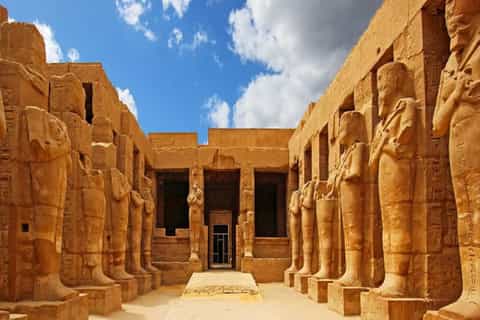 From Cairo: Overnight Tour to Luxor with Flights and Hotel