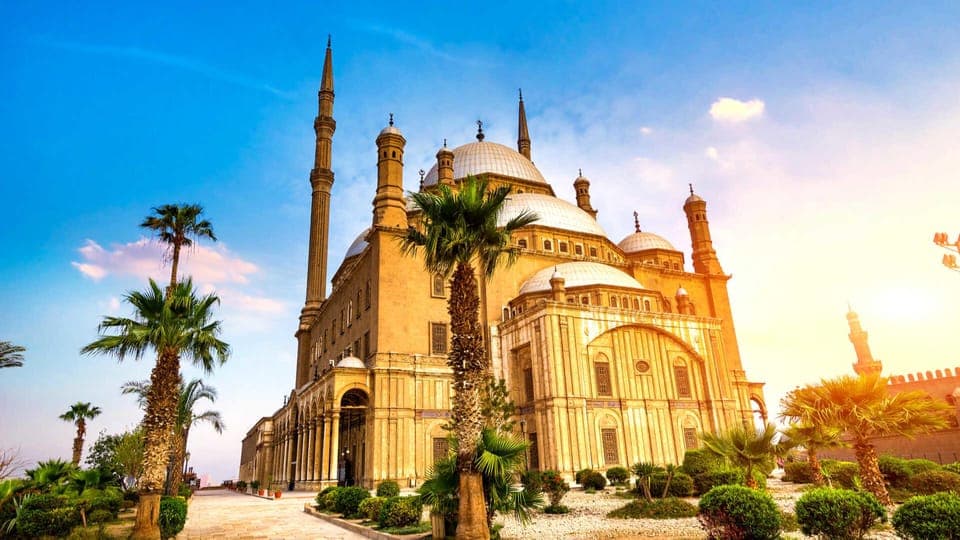 From El Sokhna Port: Tour to Pyramids, Citadel & Bazaar